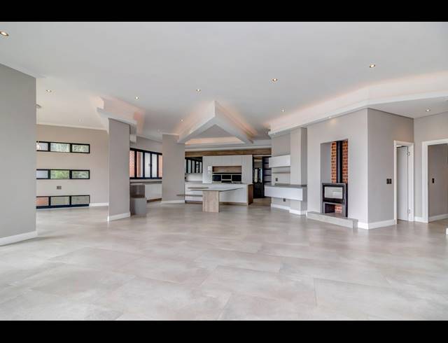 5 BEDROOM HOUSE FOR SALE IN STEYN CITY